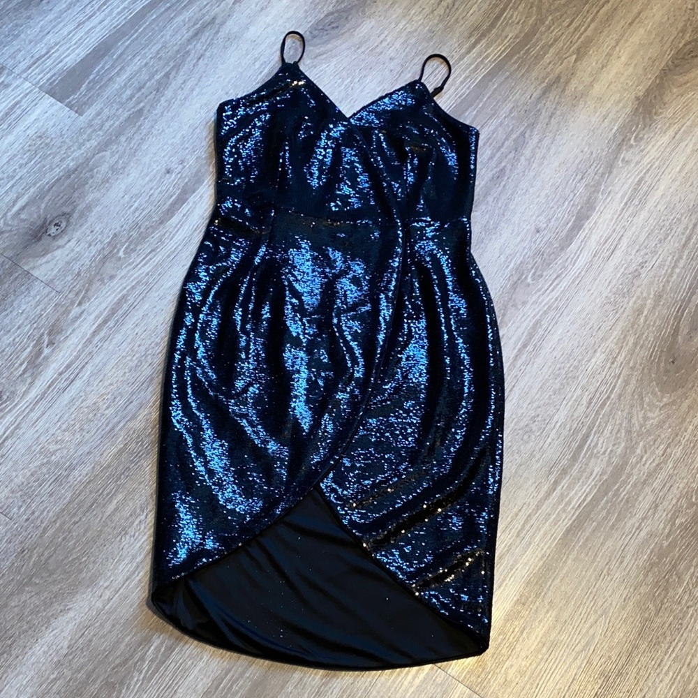 Venus Elegant Sequin Black / Blue Dress
